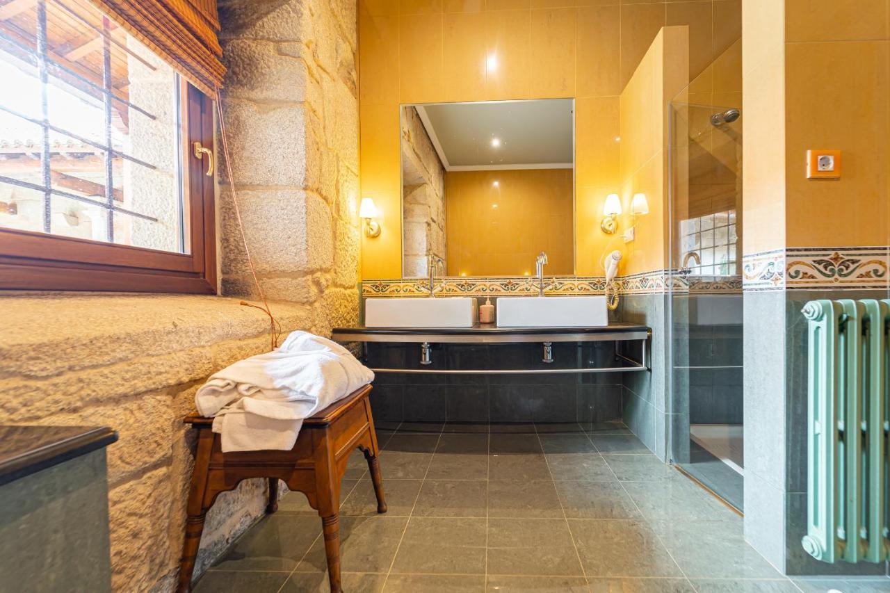 Casa Rural Pazo San Damian Amoeiro 外观 照片
