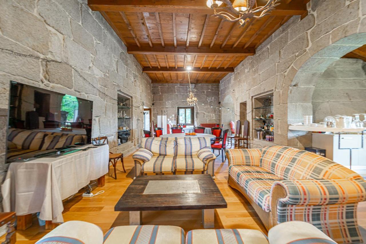 Casa Rural Pazo San Damian Amoeiro 外观 照片